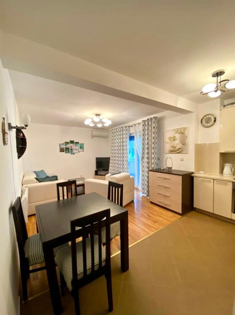 Apartment Liza Petrovac Extérieur photo